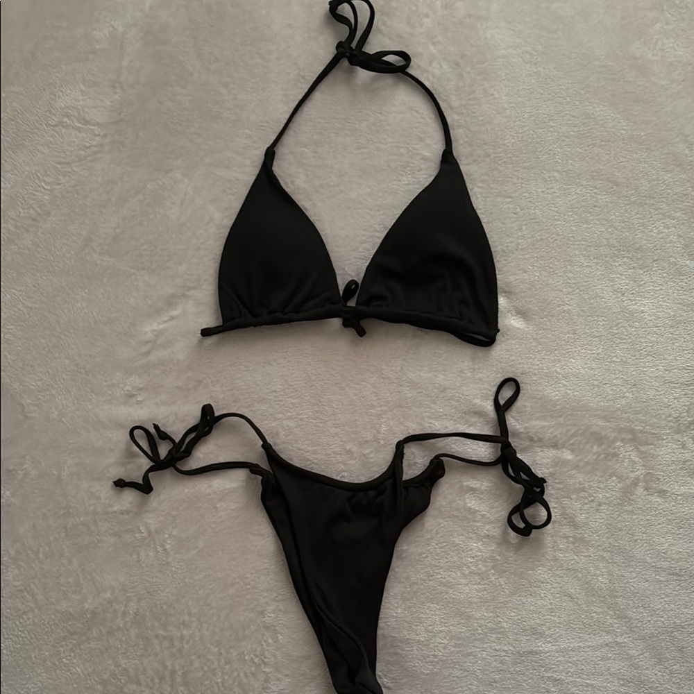 SHEIN Classic Black Bikini Set